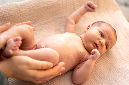 Erythème fessier : pourquoi bébé a les fesses rouges et comment le soulager ?